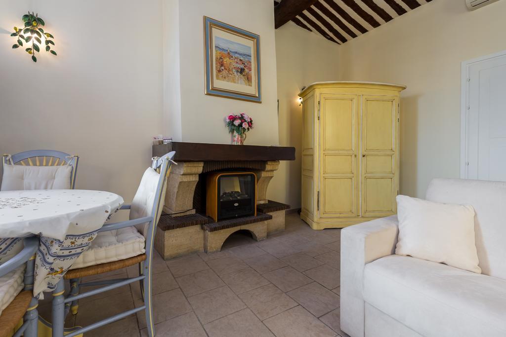 Very Charming Studio Apartment On Port In Cannes A Short Walk To Palais With Aircon And Internet 411 Exteriér fotografie