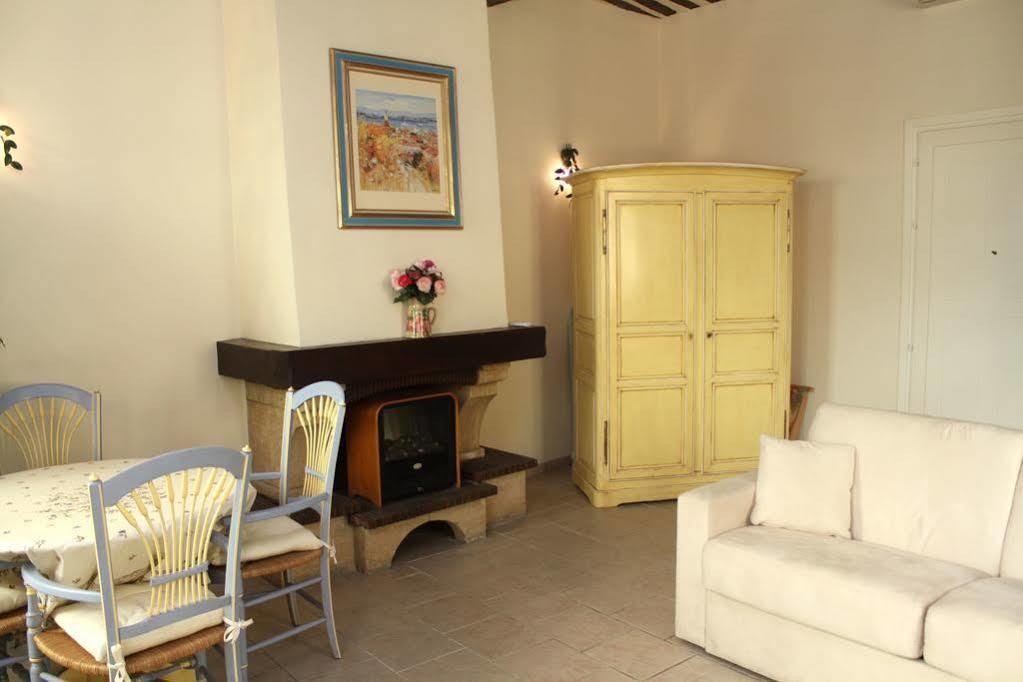 Very Charming Studio Apartment On Port In Cannes A Short Walk To Palais With Aircon And Internet 411 Exteriér fotografie