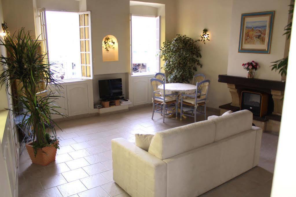 Very Charming Studio Apartment On Port In Cannes A Short Walk To Palais With Aircon And Internet 411 Exteriér fotografie